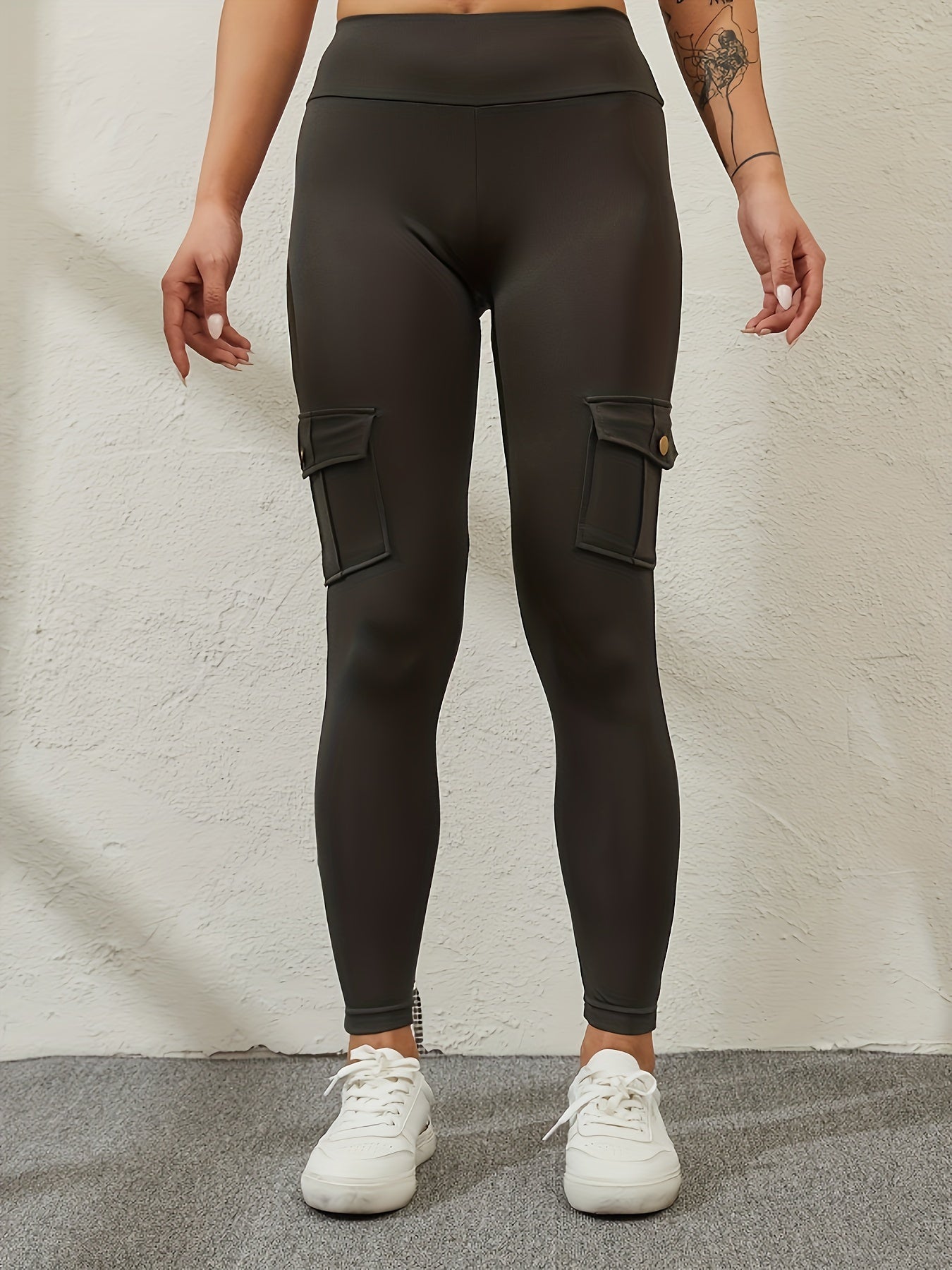 Versatile & Chic Outdoor Activewear Pants for Women - Stretchy, Durable, with Multi-Pockets for Spring to Fall Adventures